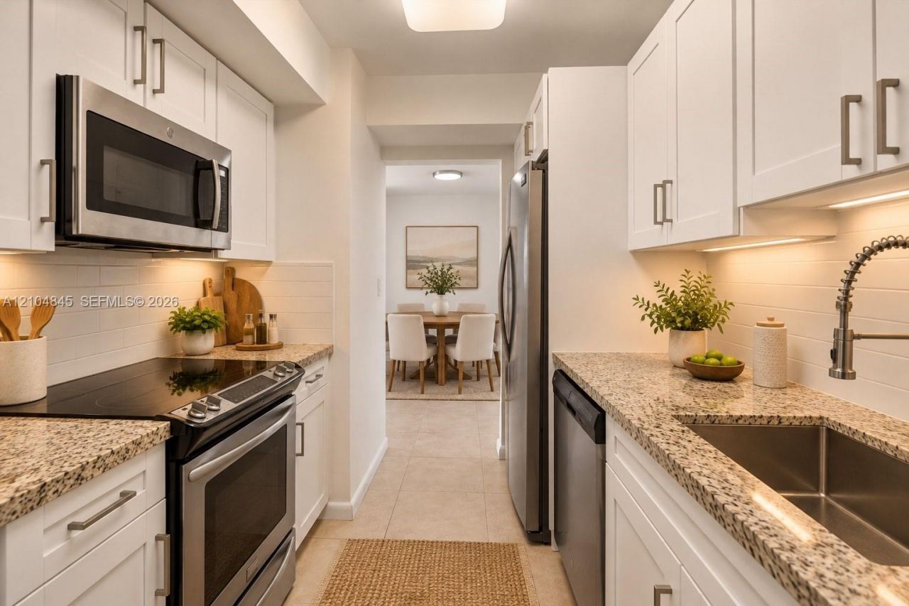 5055 NW 7th St, Unit 908, Miami, FL 33126 Photo