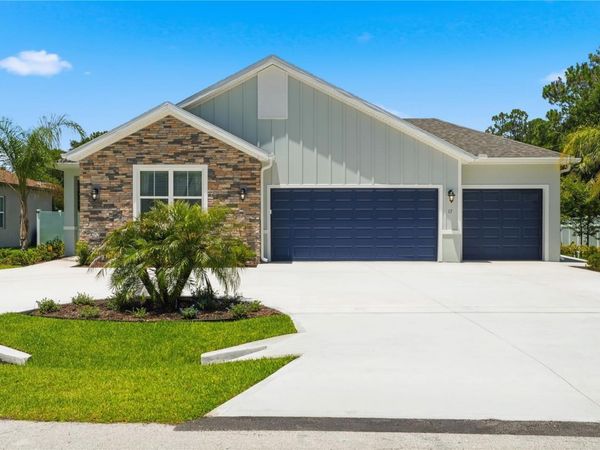 61 LA MANCHA DRIVE , PALM COAST, FL 32164