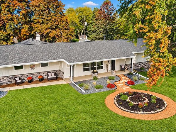 W226N8041 Longview DRIVE, Lisbon, WI 53089