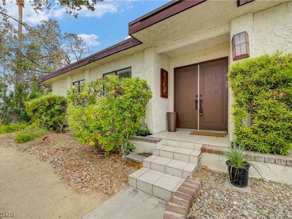 2695 San Lago Court, Las Vegas, NV 89121