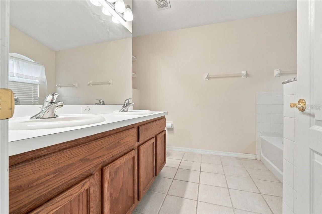 2610 Buckhorn Preserve Boulevard , Valrico, FL 33596 Photo