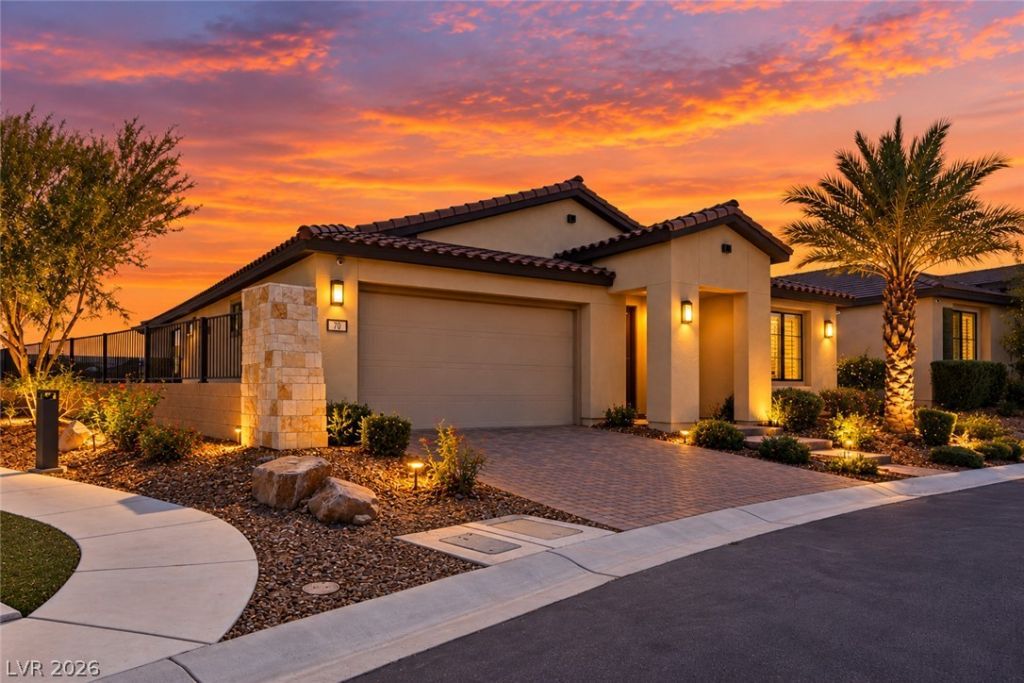 70 Sun Lily Lane, Henderson, NV 89011