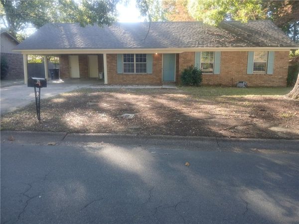 12 Barksdale Drive , Searcy, AR 72143