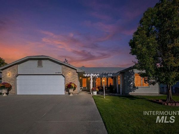 2166 W Sandalwood Dr, Meridian, ID 83646