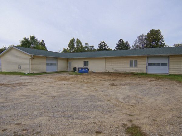 10331 US Highway 31, Berrien Springs, MI 49103
