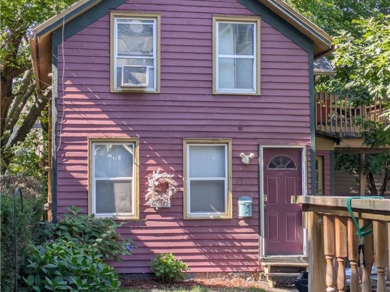 2424 W 10th Street, Cleveland, OH 44113 Photo 3