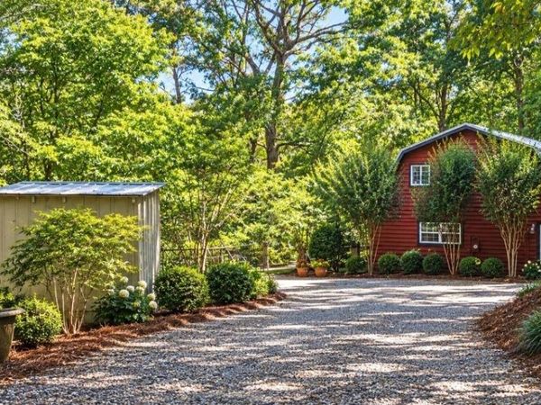 339 Crumby Creek Terrace, Blairsville, GA 30512