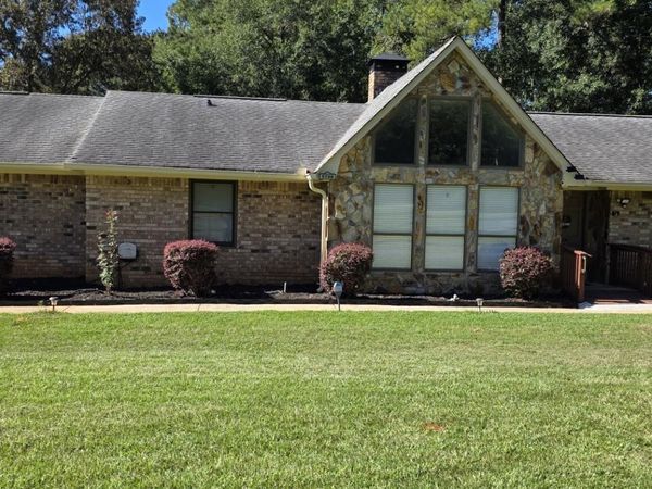 5700 Leah Lane, Powder Springs, GA 30127