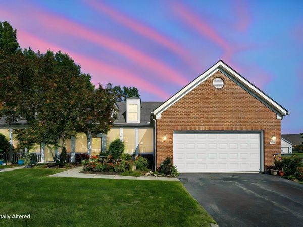 5998 Naughten Pond Drive , Columbus, OH 43213