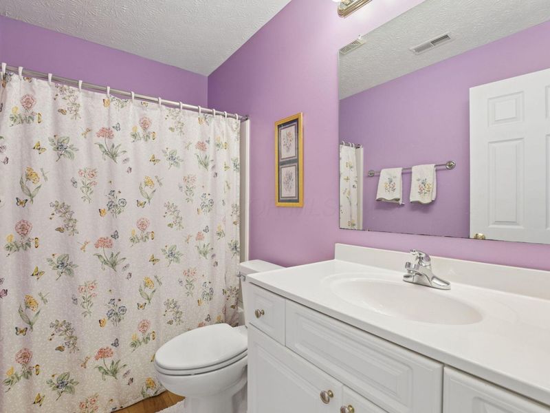 5998 Naughten Pond Drive , Columbus, OH 43213 Photo 26
