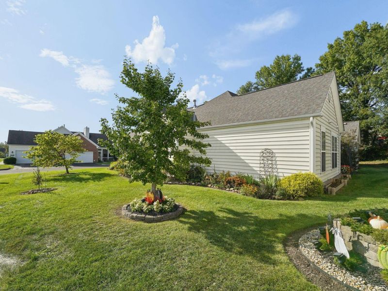 5998 Naughten Pond Drive , Columbus, OH 43213 Photo 35