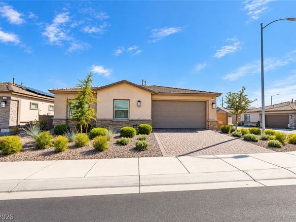 392 Aravalli Crest Street , Henderson, NV 89015