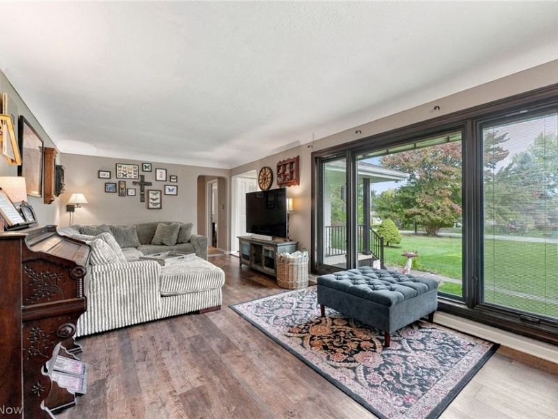 20019 Drake Road, Strongsville, OH 44149 Photo 5