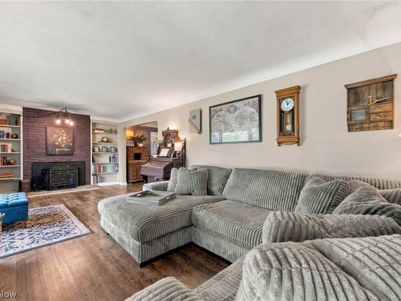 20019 Drake Road, Strongsville, OH 44149 Photo 8