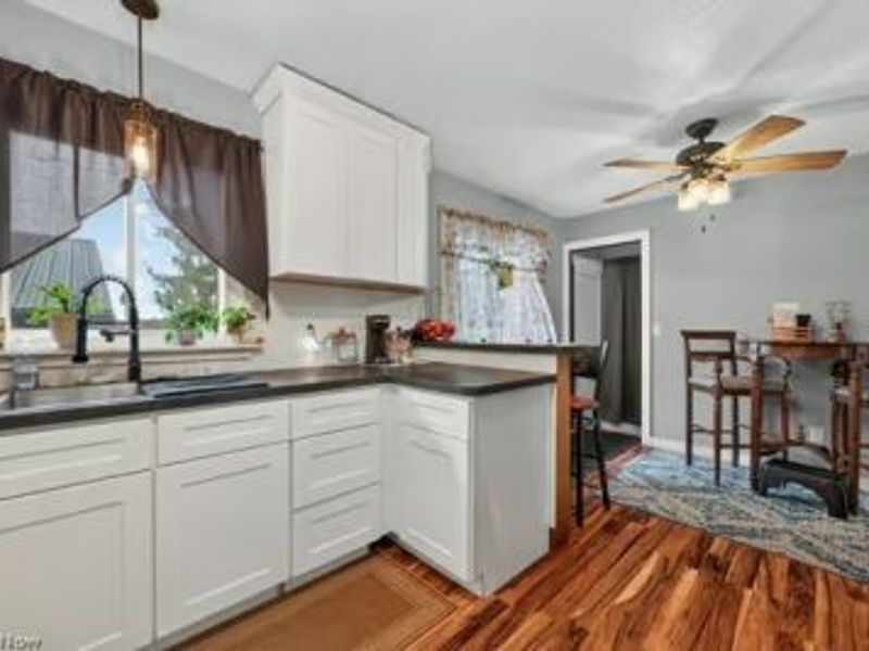 886 Long Shadow Lane, Rome, OH 44085 Photo 13
