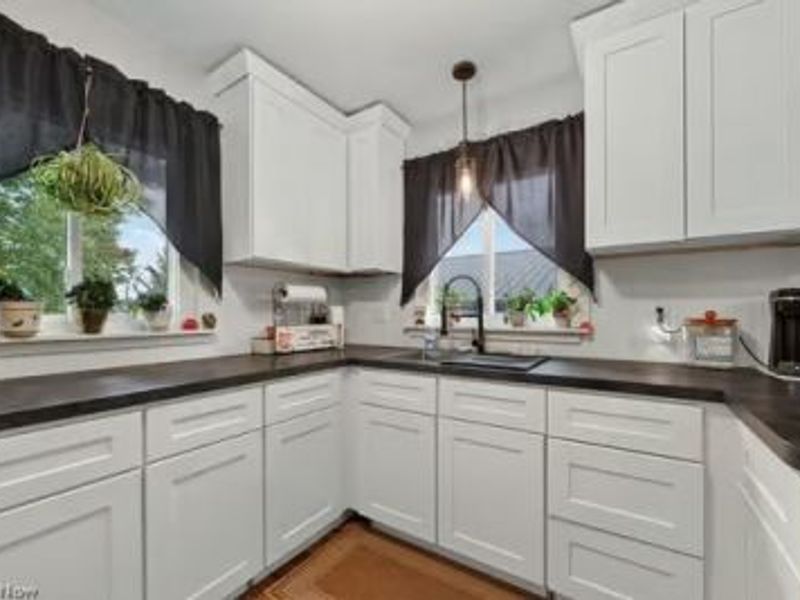 886 Long Shadow Lane, Rome, OH 44085 Photo 17