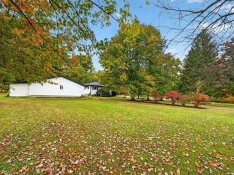 886 Long Shadow Lane, Rome, OH 44085 Photo 31