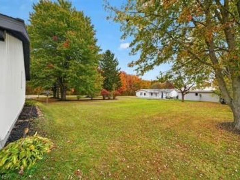 886 Long Shadow Lane, Rome, OH 44085 Photo 35