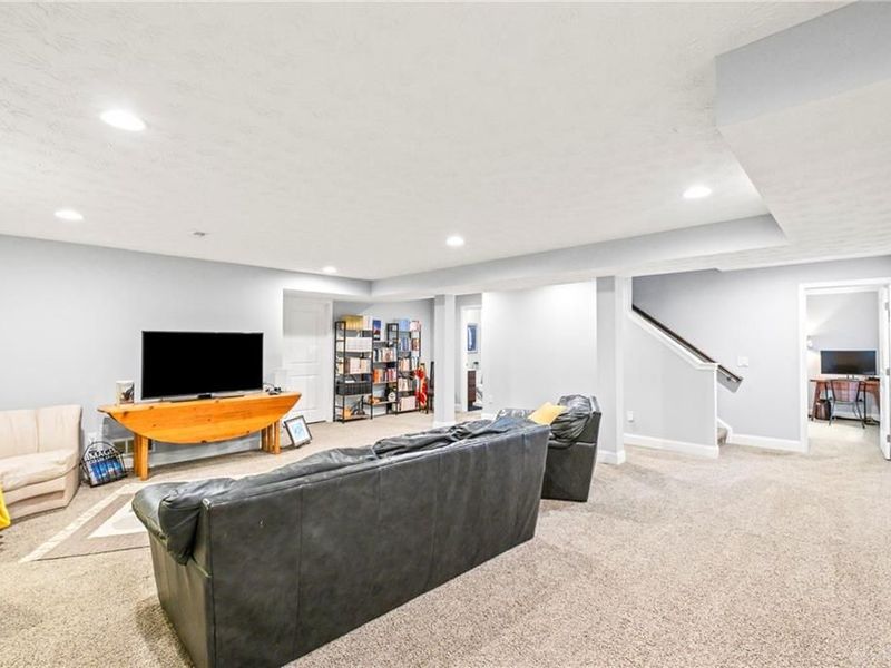 1633 Summit Creek Drive, Clearcreek Township, OH 45458 Photo 22