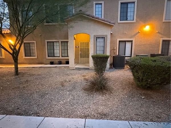 2131 Hussium Hills Street , Unit 206, Las Vegas, NV 89108