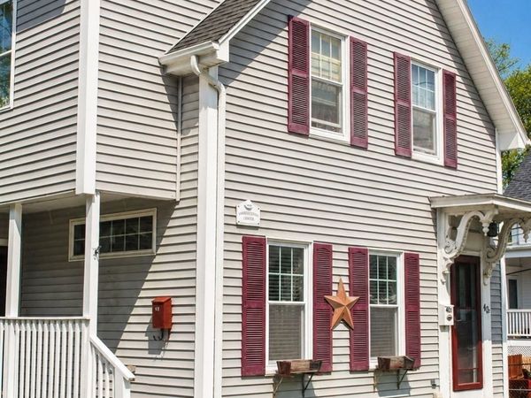 40 Wright St, Unit 1, Stoneham, MA 02180