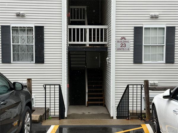 23 Lexington Hill , Unit 2, Harriman, NY 10926