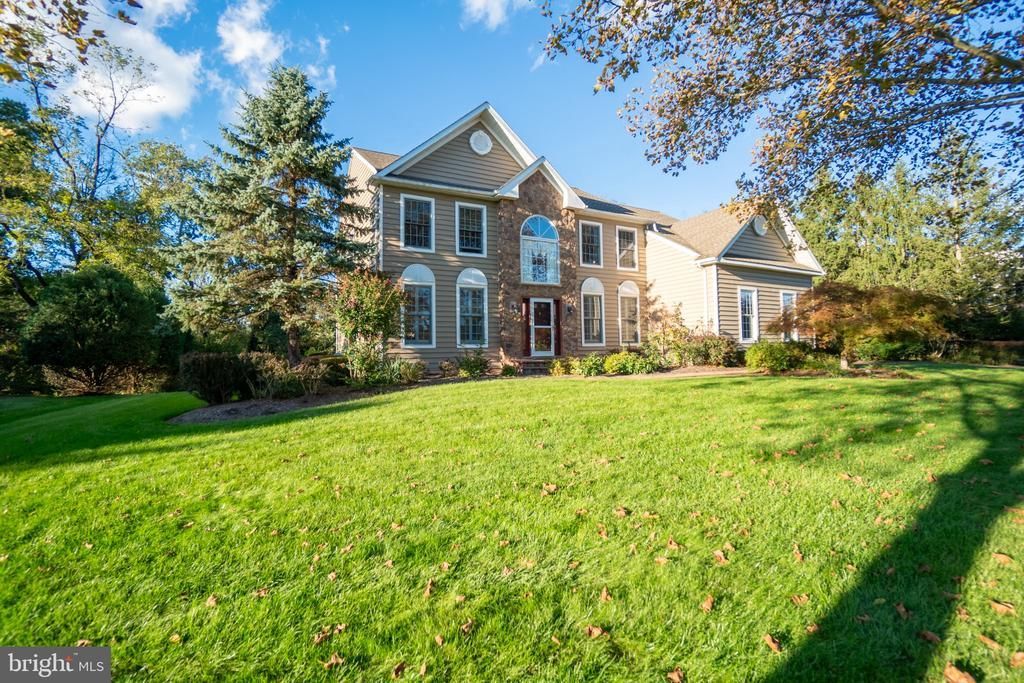 1066 N KIMBLES ROAD, YARDLEY, PA 19067