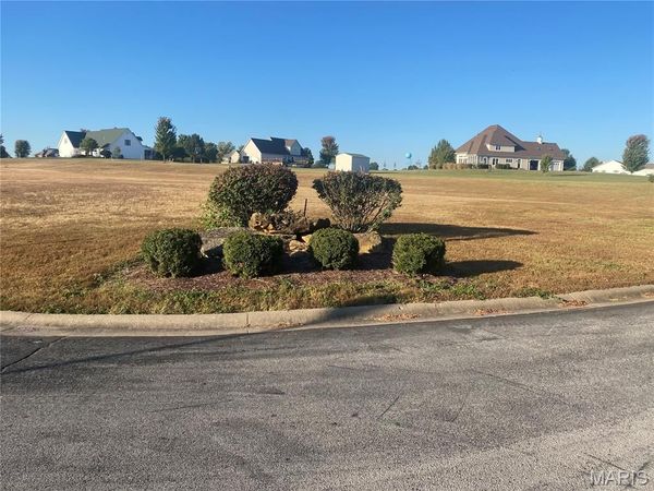 101 Royal Oak Lane , Montgomery City, MO 63361