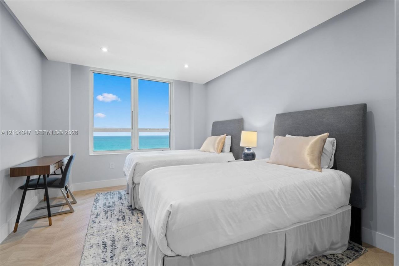 10185 Collins Ave , Unit 919, Bal Harbour, FL 33154 Photo