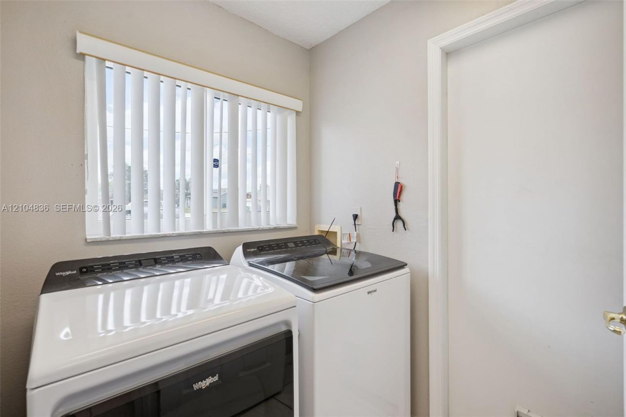 2563 Sheffield , Deltona, FL 32738 Photo