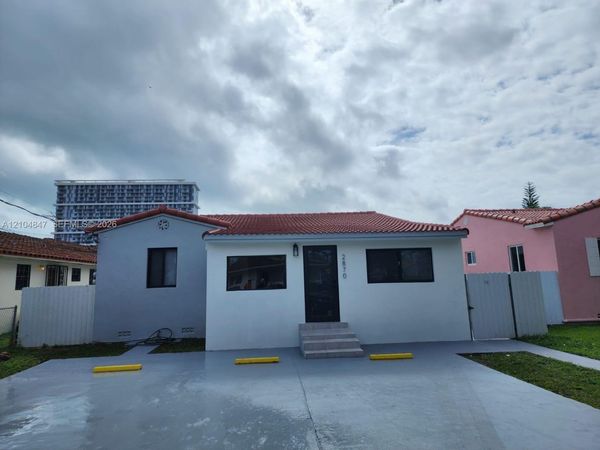 2870 SW 26th St , Unit 4, Miami, FL 33133