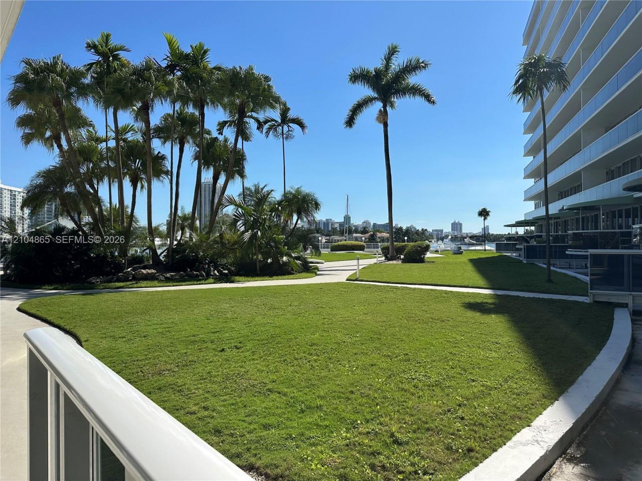 900 Bay Dr , Unit 413, Miami Beach, FL 33141 Photo