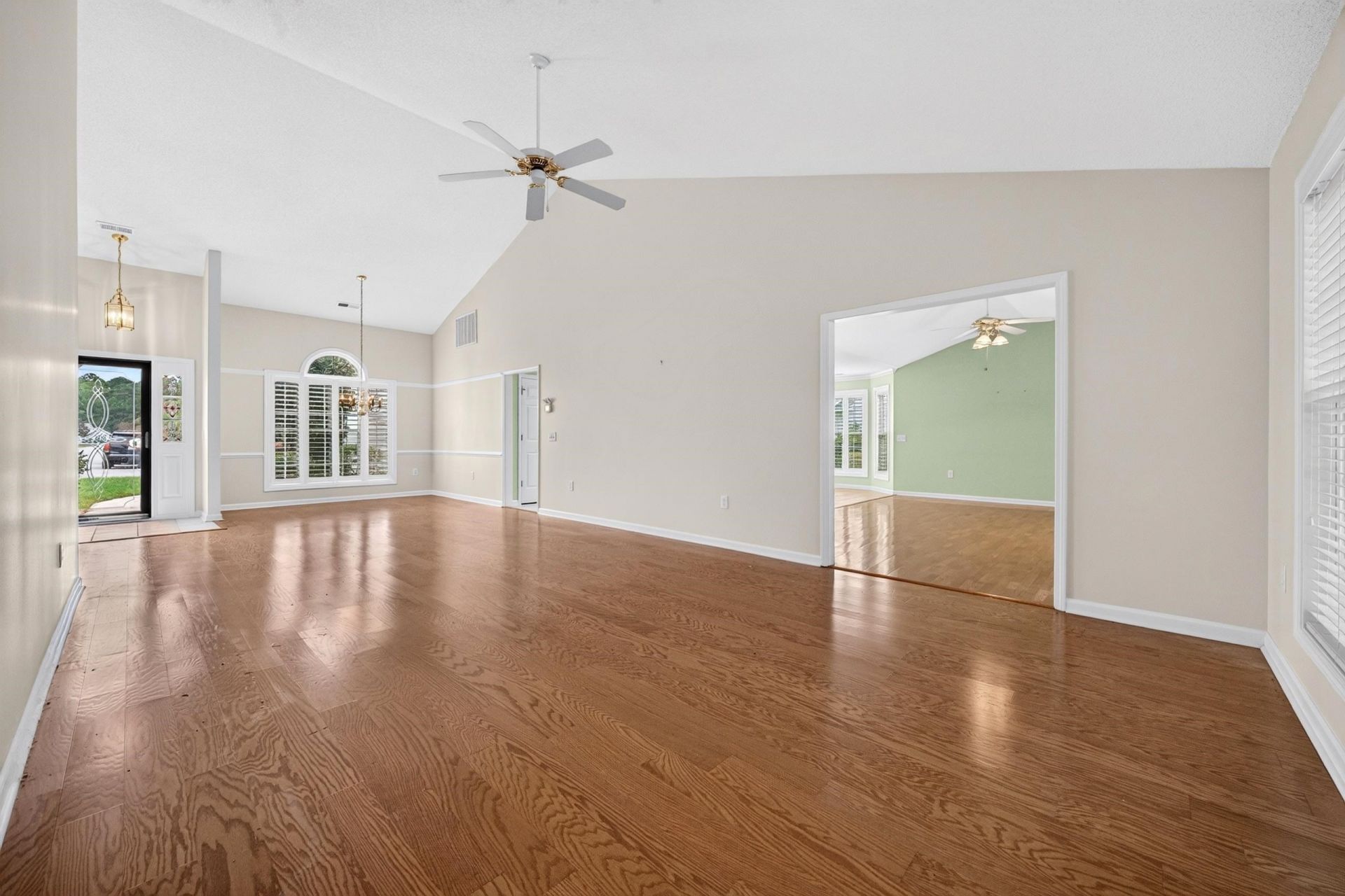 1076 Vestry Dr.  Photo 10