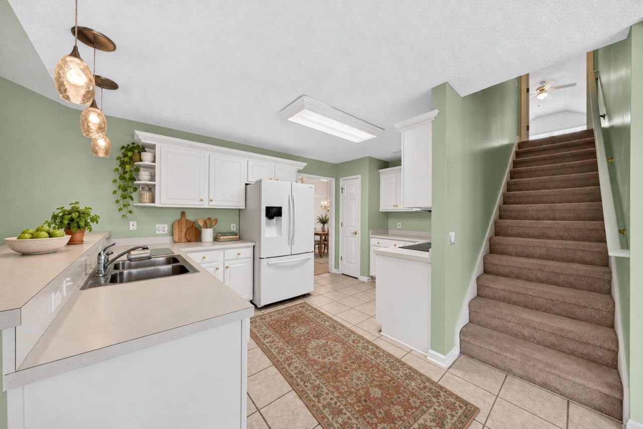 1076 Vestry Dr.  Photo 16