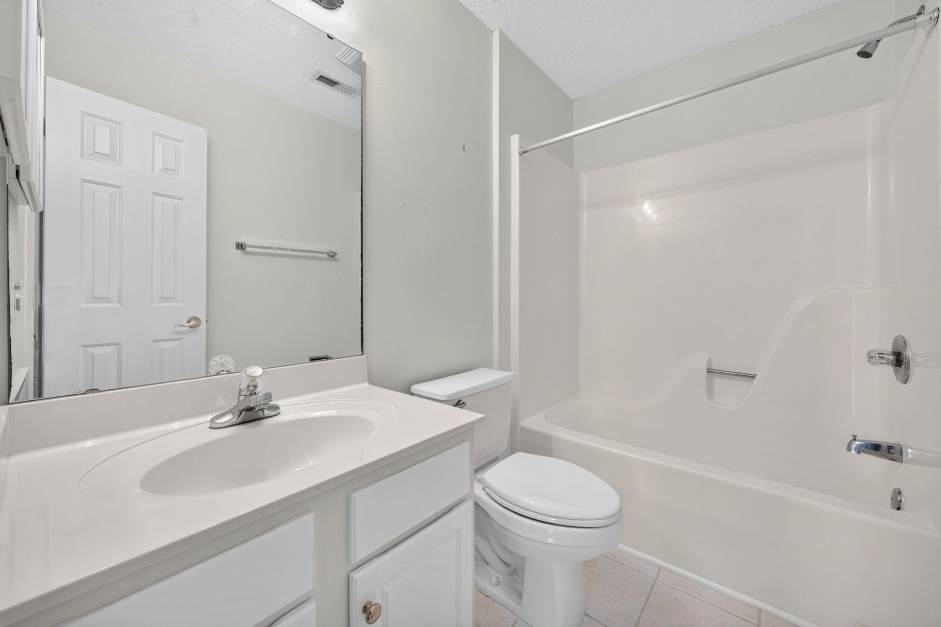 1076 Vestry Dr.  Photo 37