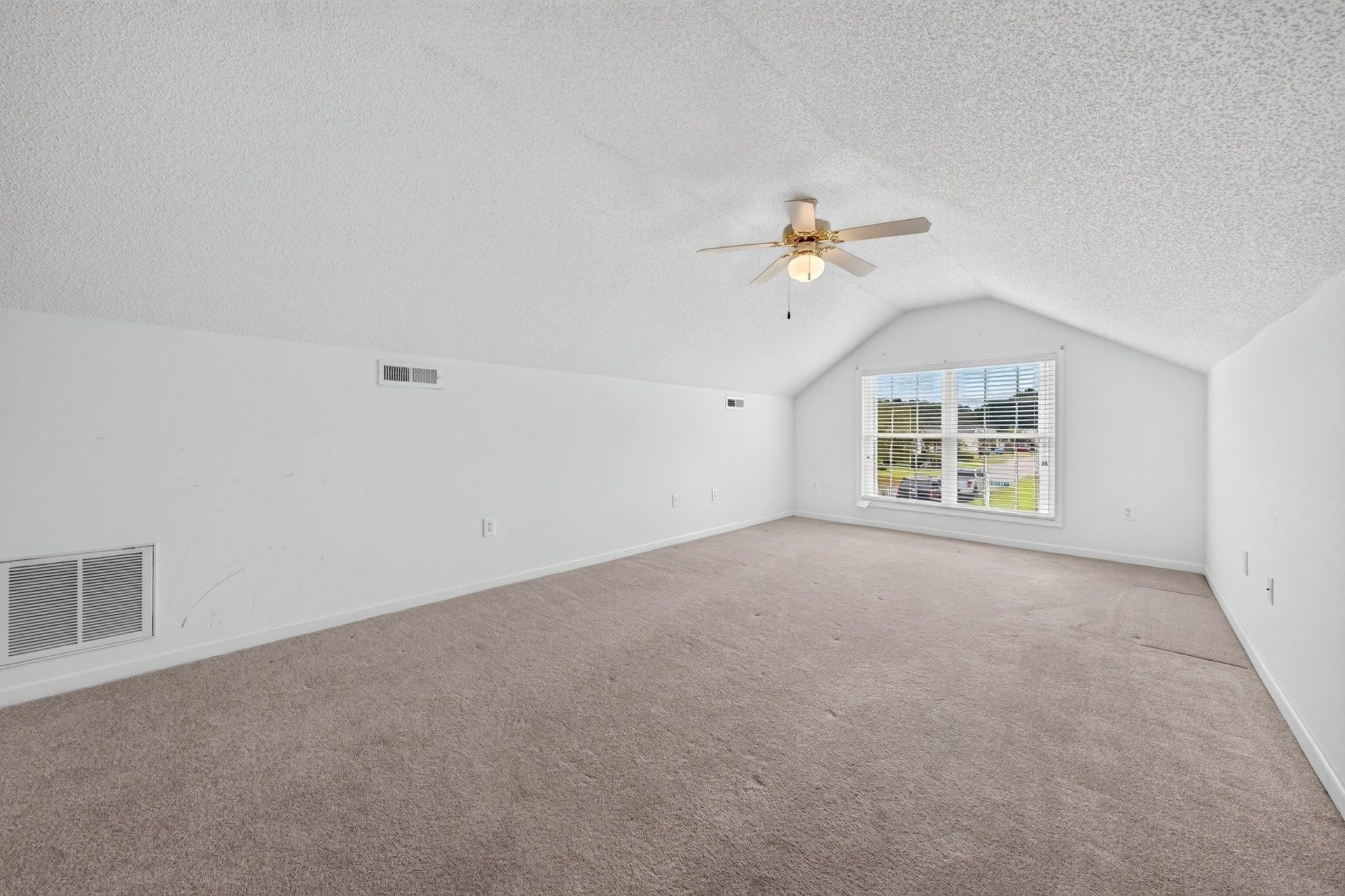 1076 Vestry Dr.  Photo 42
