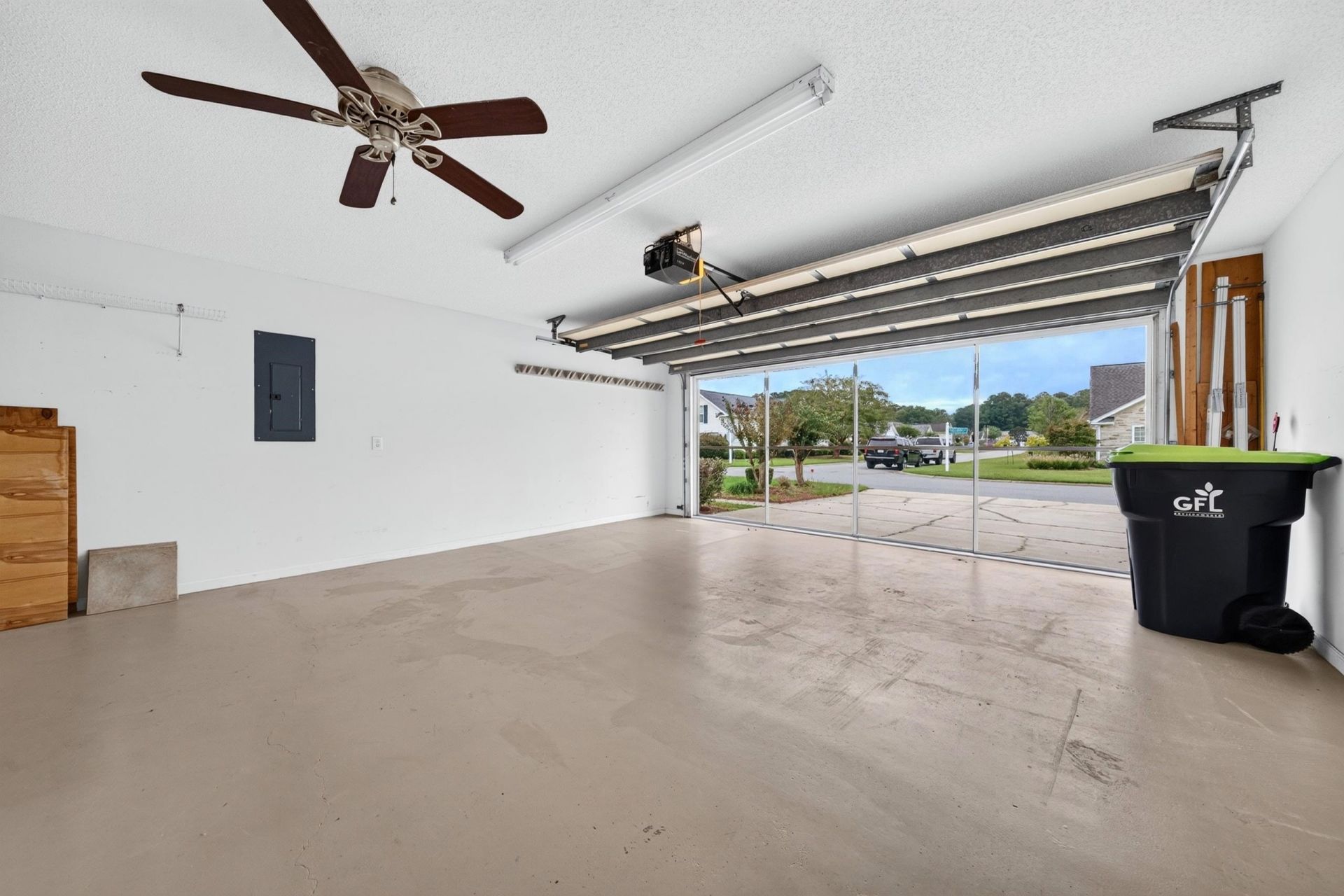 1076 Vestry Dr.  Photo 46