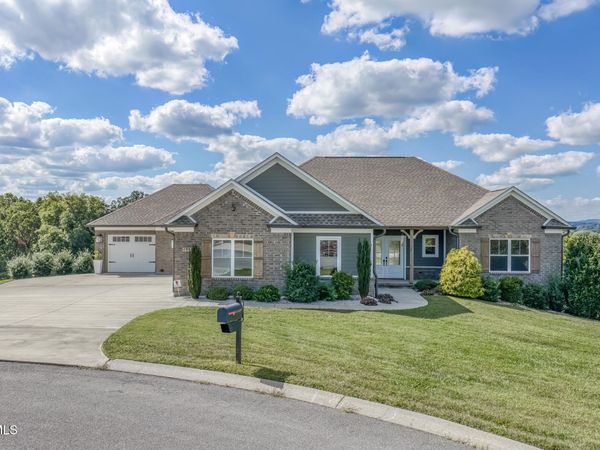 1332 Panoramic Vista, Johnson City, TN 37615