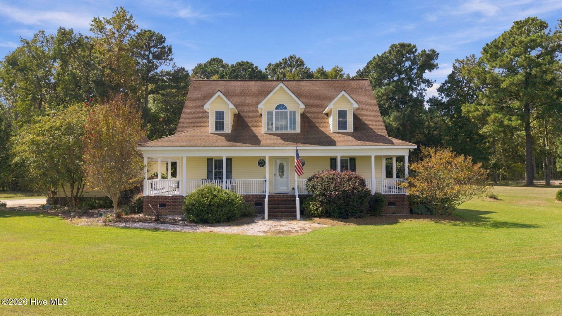 1052 N Creek Drive, Belhaven, NC 27810 Main Photo