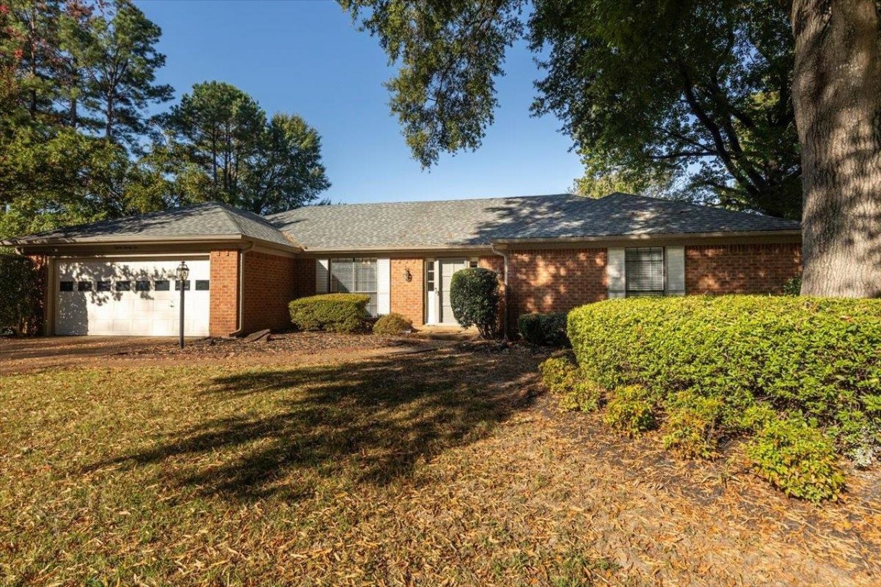 8022 ROCKY HOLLOW CV Germantown, TN 38138