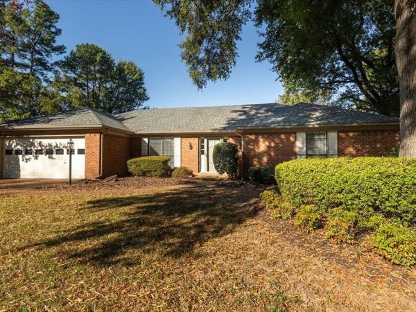 8022 ROCKY HOLLOW CV, Germantown, TN 38138