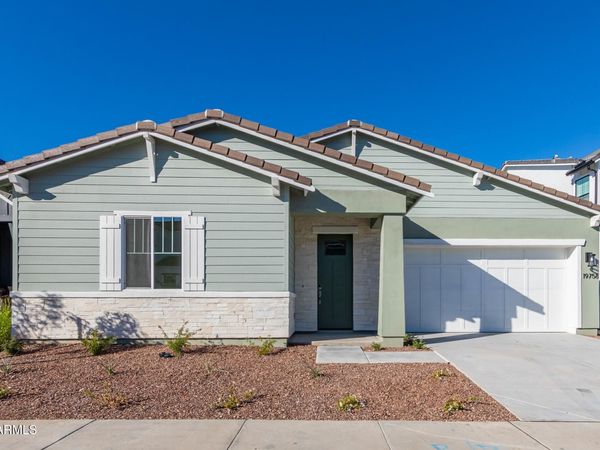 19758 W MONTECITO Avenue, Litchfield Park, AZ 85340