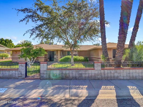 6127 N 17th Street, Phoenix, AZ 85016