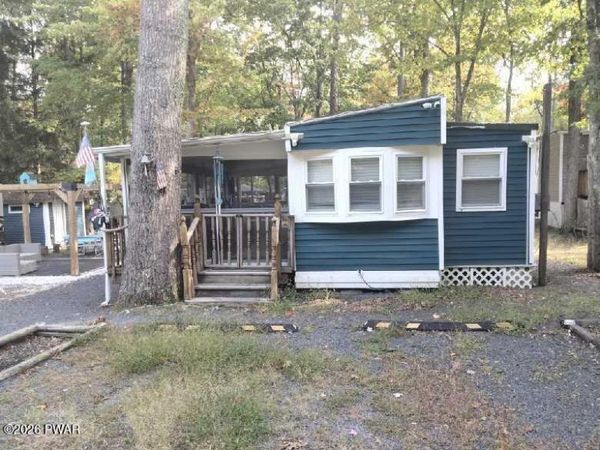 247 Village Drive W, Milford, PA 18337