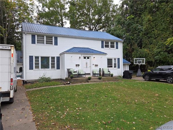 425 Onondaga Street , Lewiston, NY 14092