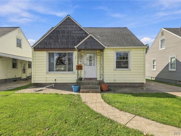 2422 Eggert Road , Tonawanda, NY 14150