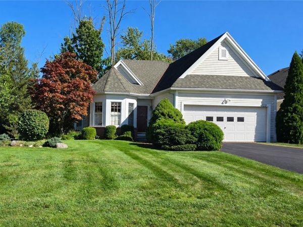 722 Bel Arbor, Webster, NY 14580