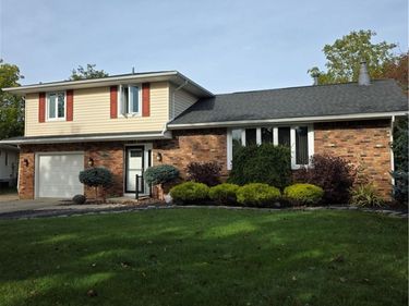 44 Stephens Court, Lancaster, NY 14086