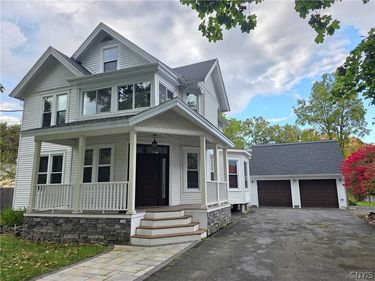 206 3rd Street, Liverpool, NY 13088