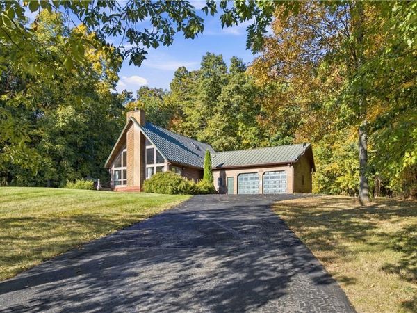 2820 Eastwoods Road, Keuka Park, NY 14478
